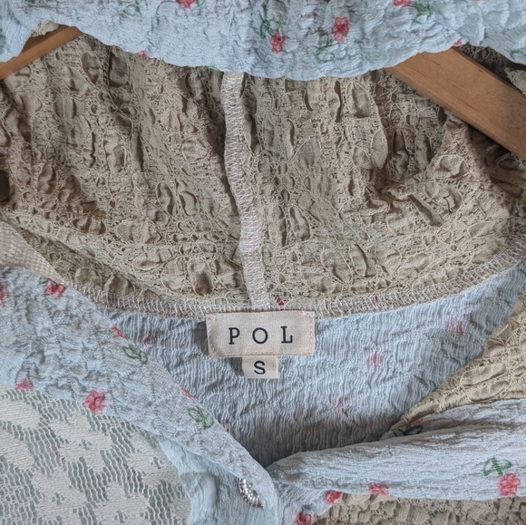 POL- Floral Patchwork Hoodie - Picture 10 of 11